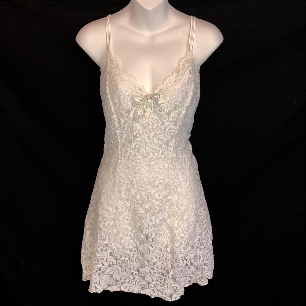 Vtg Ivory White Bridal sheer Lace Nylon Delicates